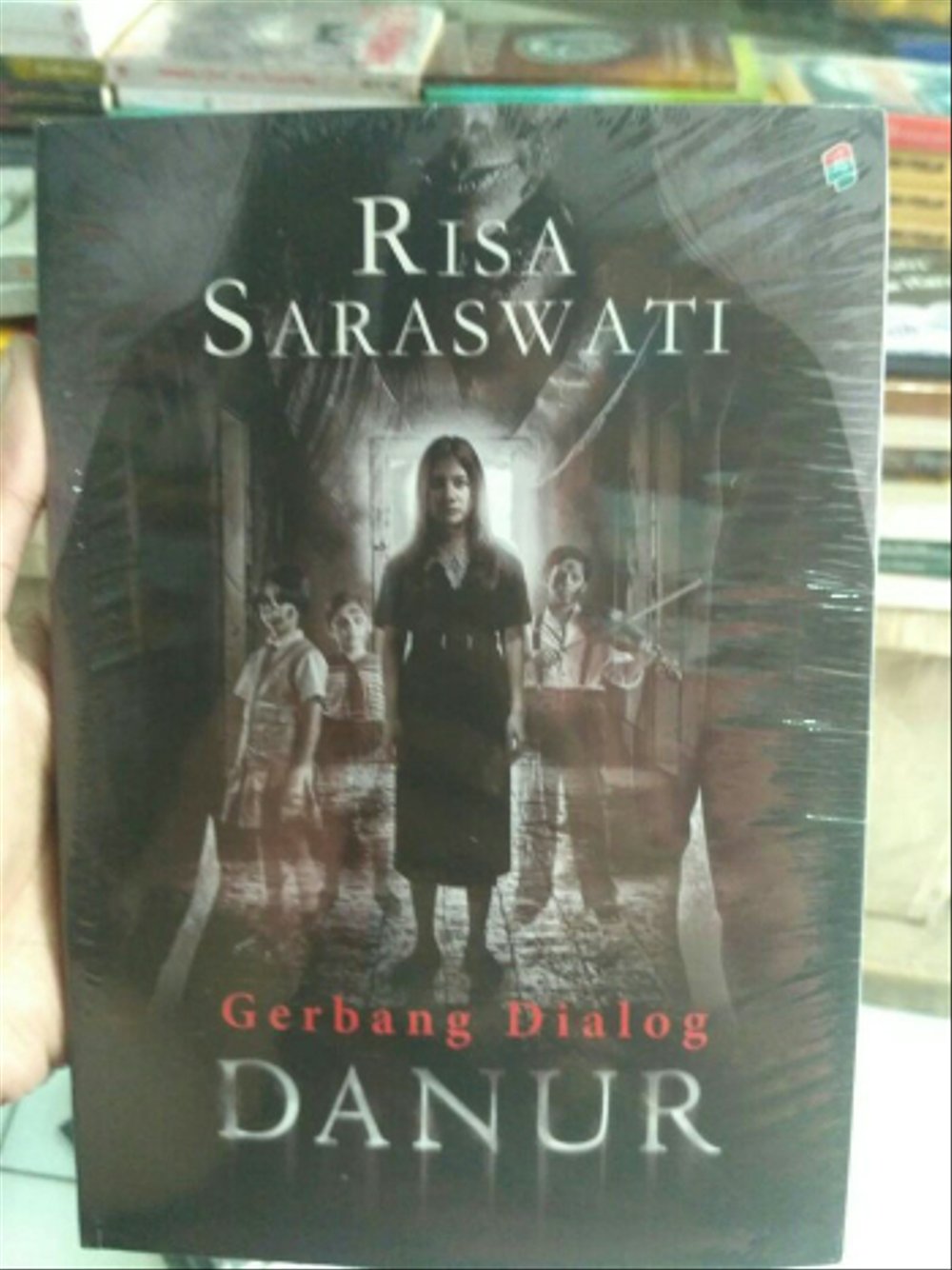 novel risa saraswati